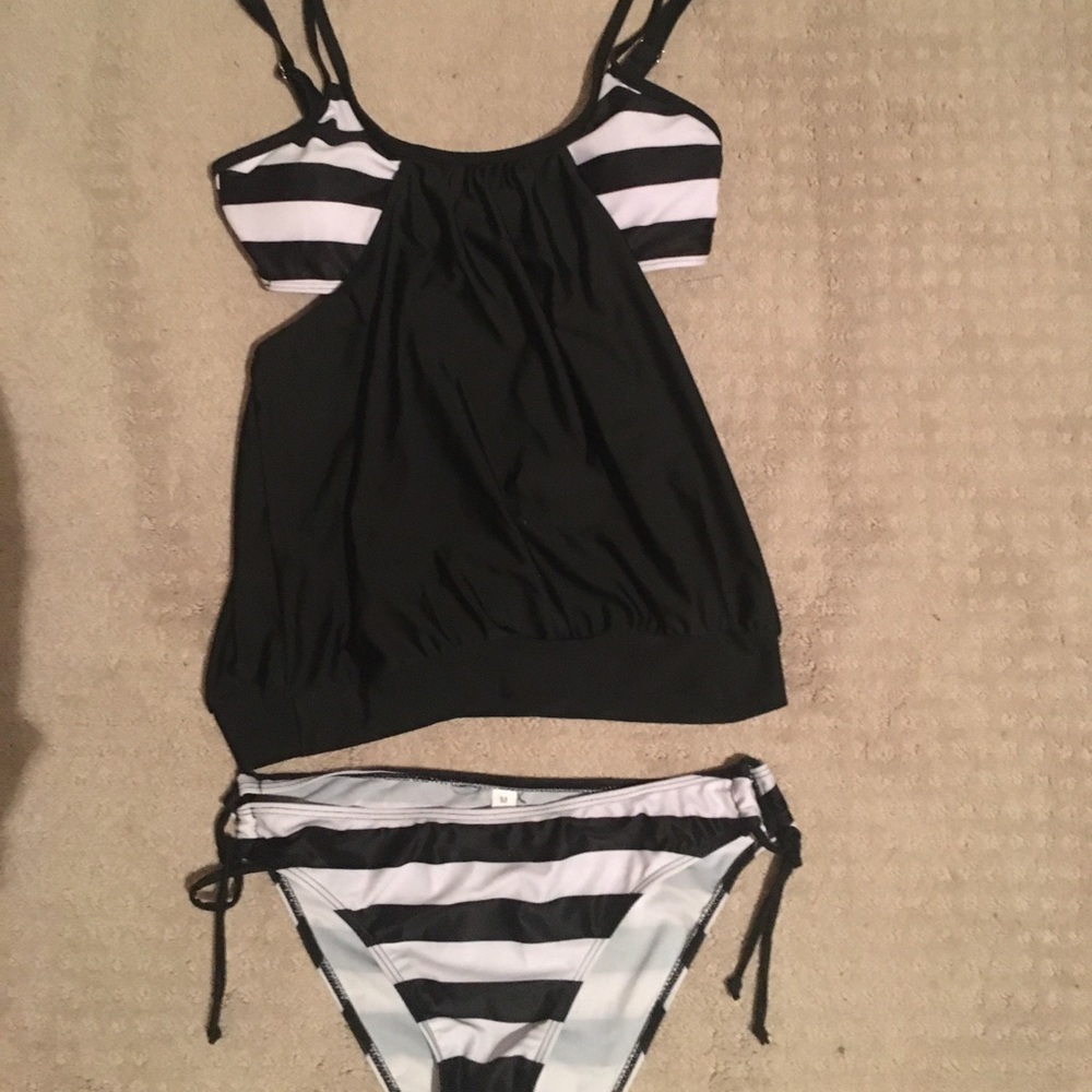 Black and white striped Tankini